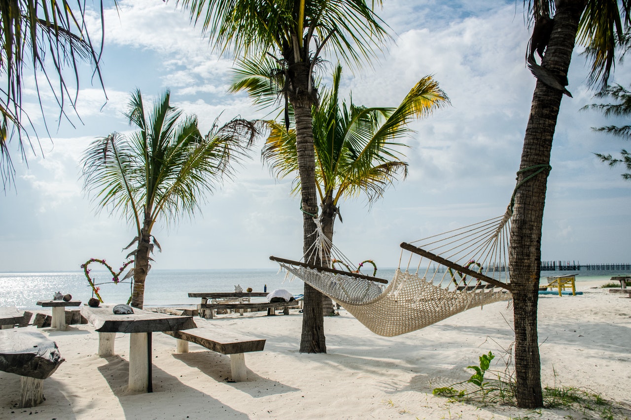 best time scuba diving zanzibar