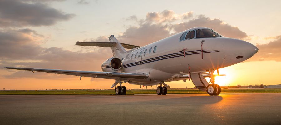 private jet rental price from London to New York